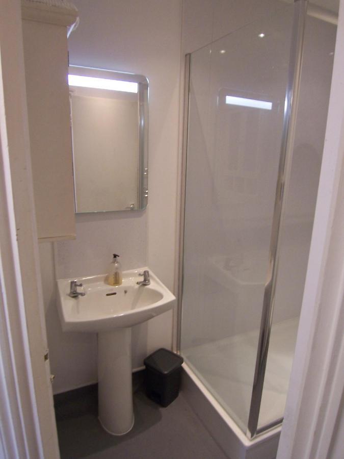 63B Willesden Lane Two Bed Apartment Londen Buitenkant foto